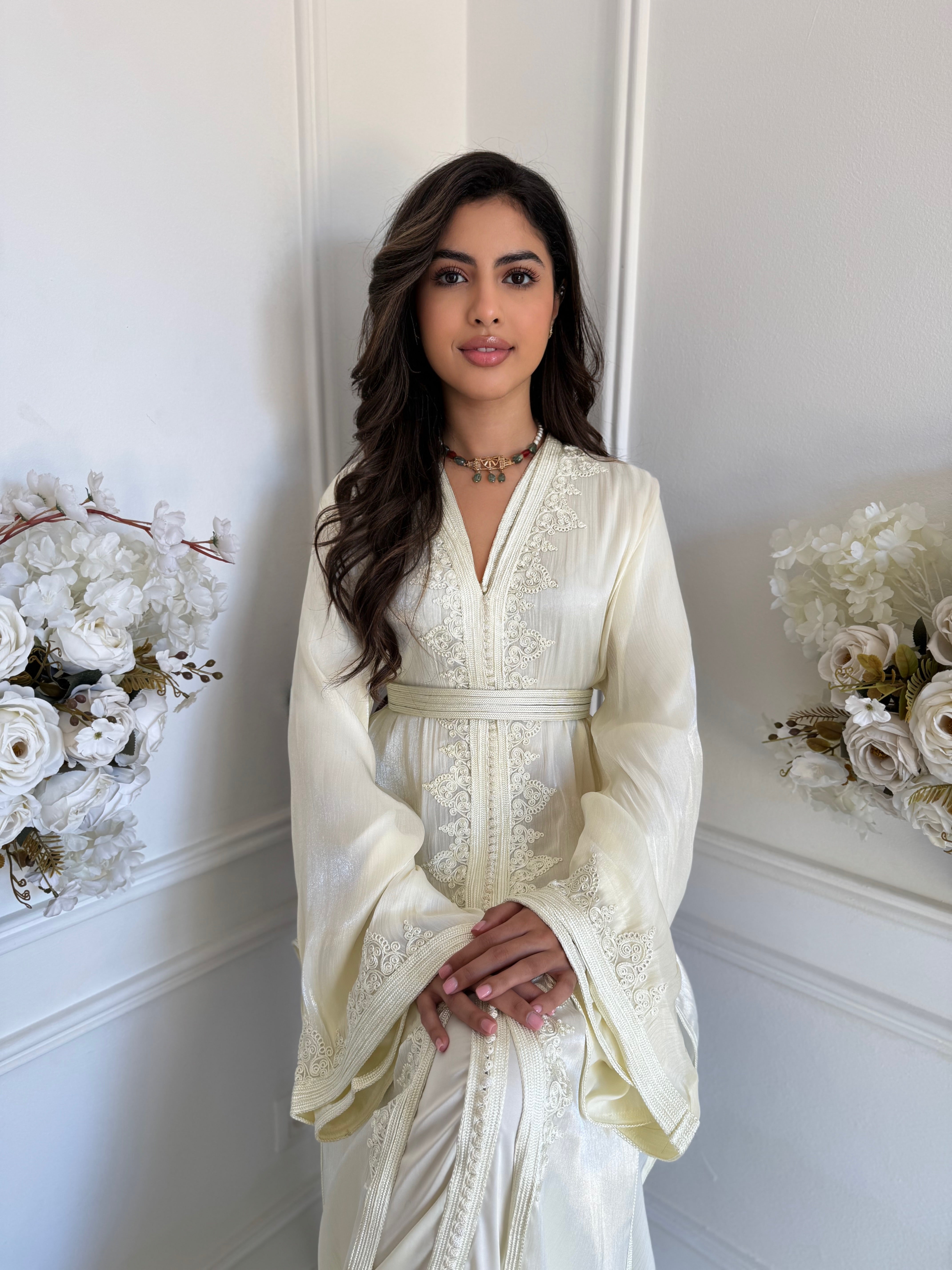 Ivory Moroccan Takchita with Fine Embroidery – IB Caftan