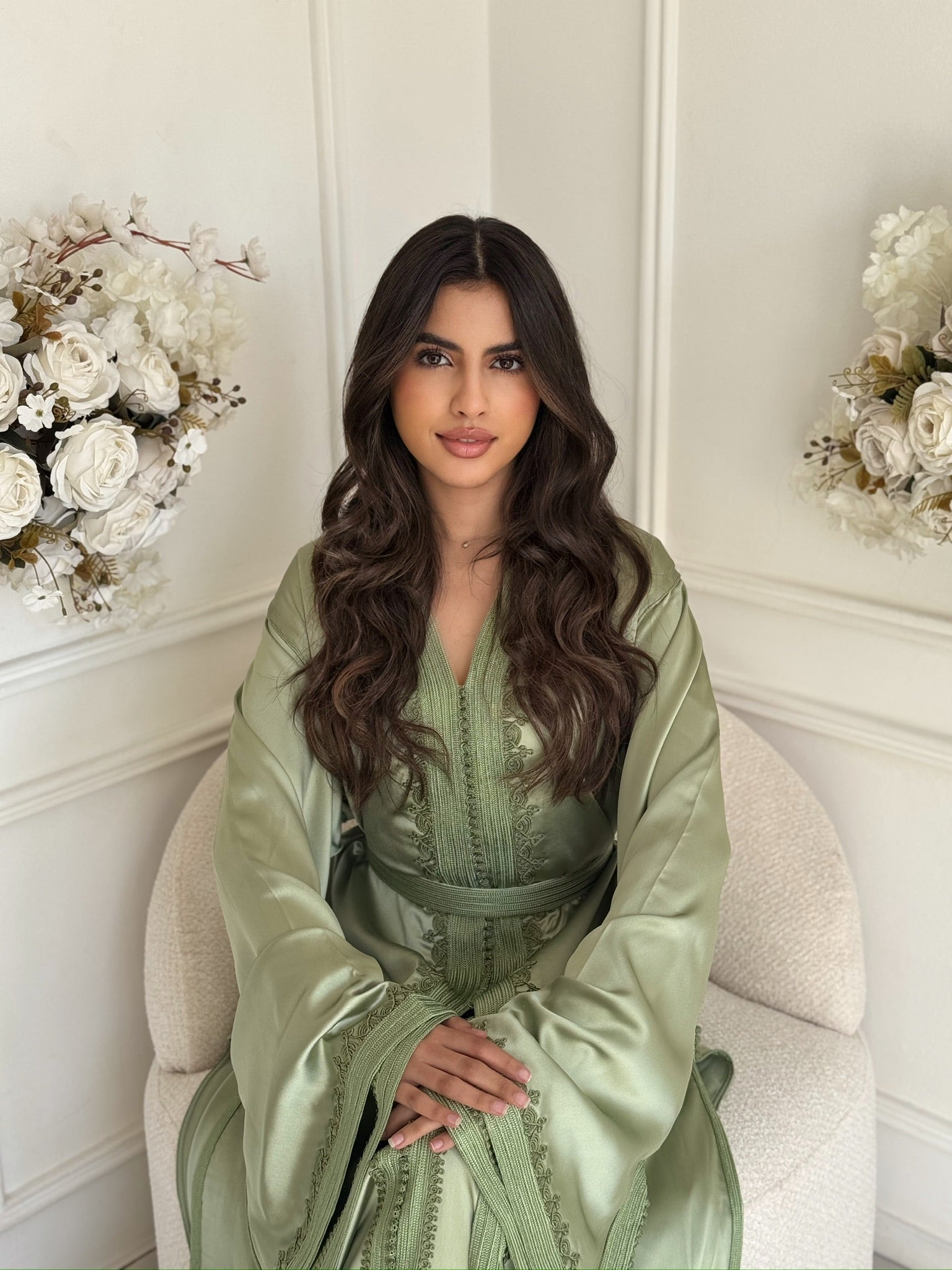 Elegant green Takchita Mila with luxurious Moroccan design