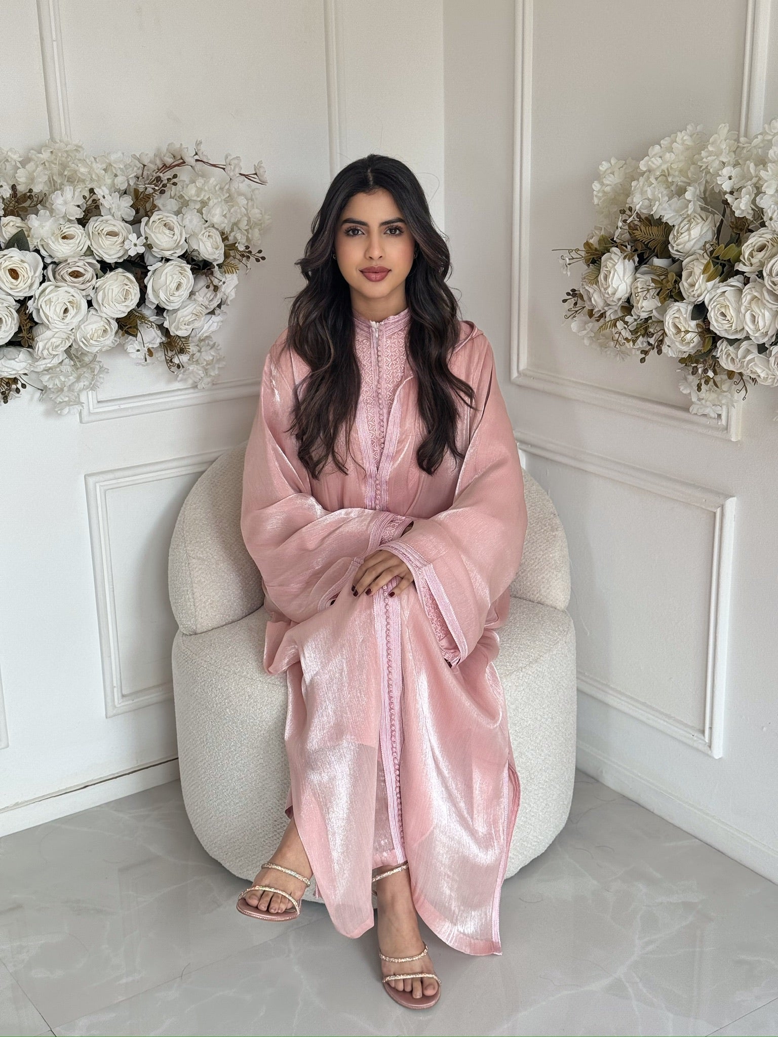 Elegant Moroccan jellaba Hind worn for Eid and Ramadan