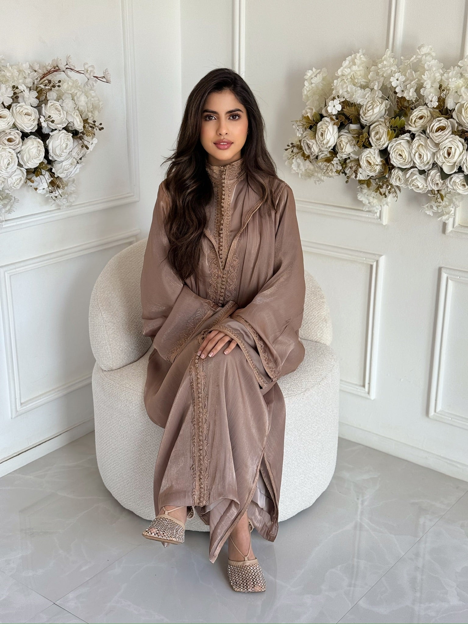 Luxury Moroccan jellaba with flowing silhouette – takchita inspired design