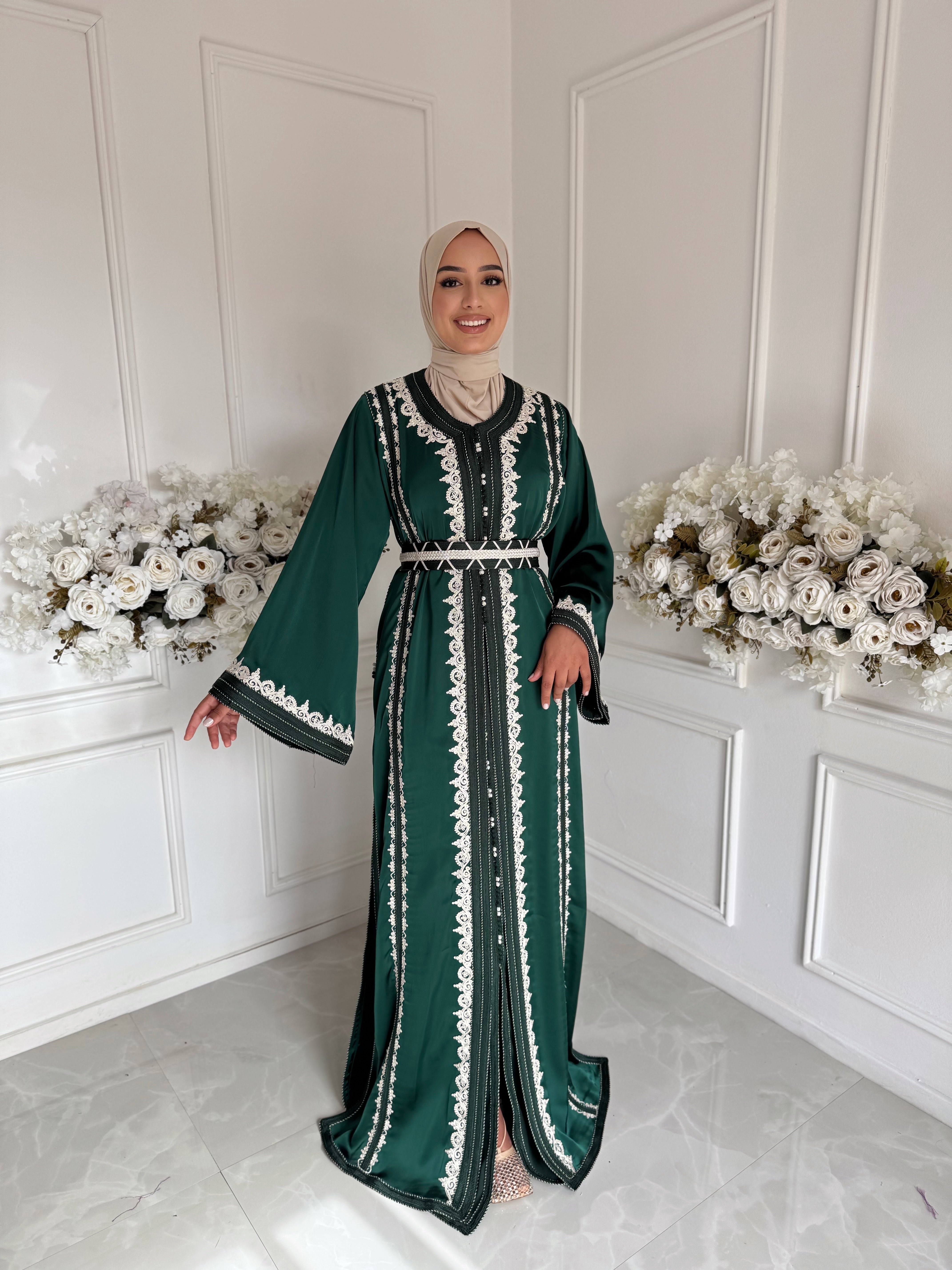 Elegant Moroccan Takchita Mayma with Embroidery and Beadwork