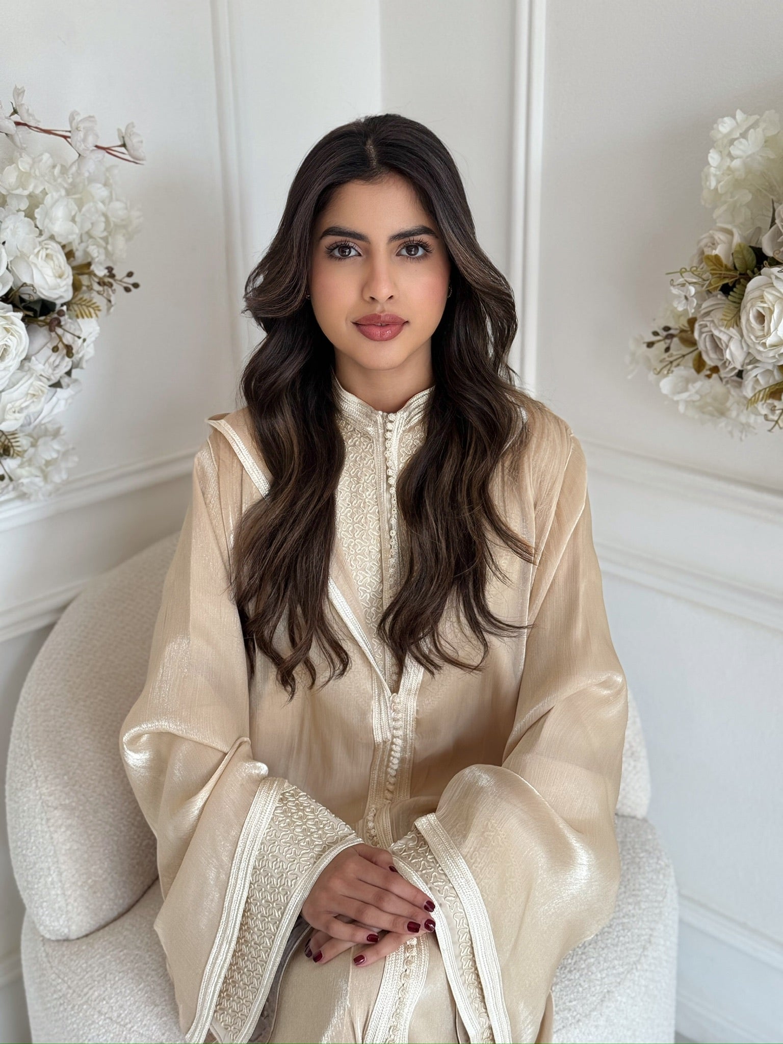 Moroccan jellaba for women in beige, worn for Ramadan and Eid