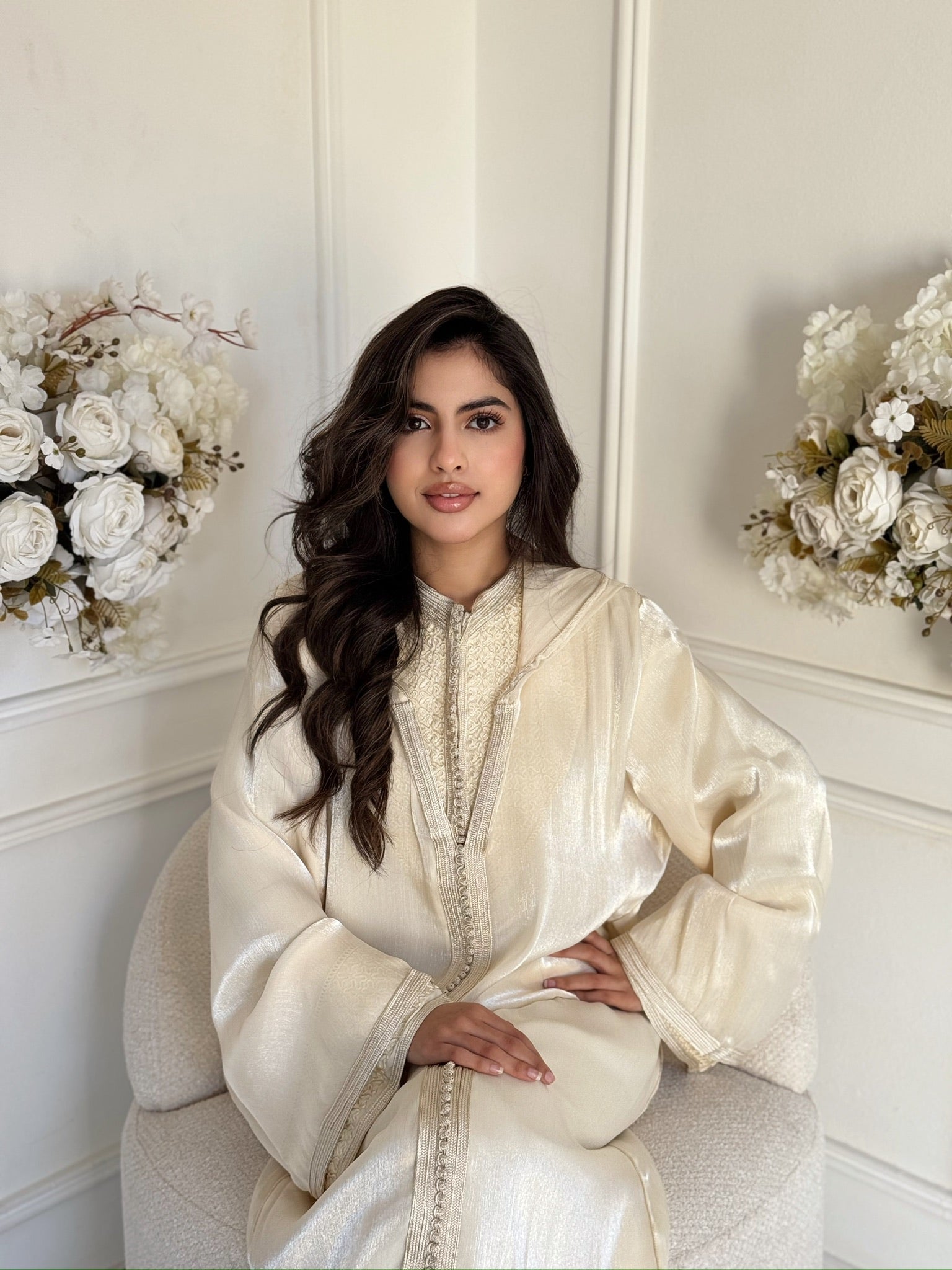 Luxury Moroccan jellaba for women in soft neutral tones – Jellaba Layl